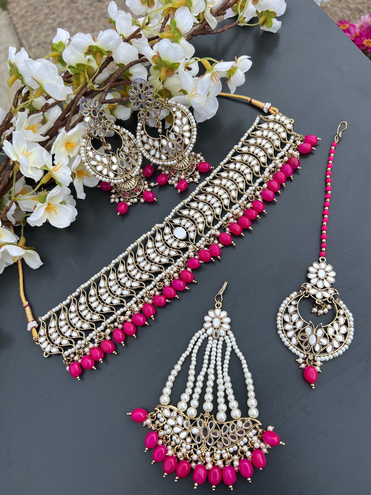 Raya necklace set