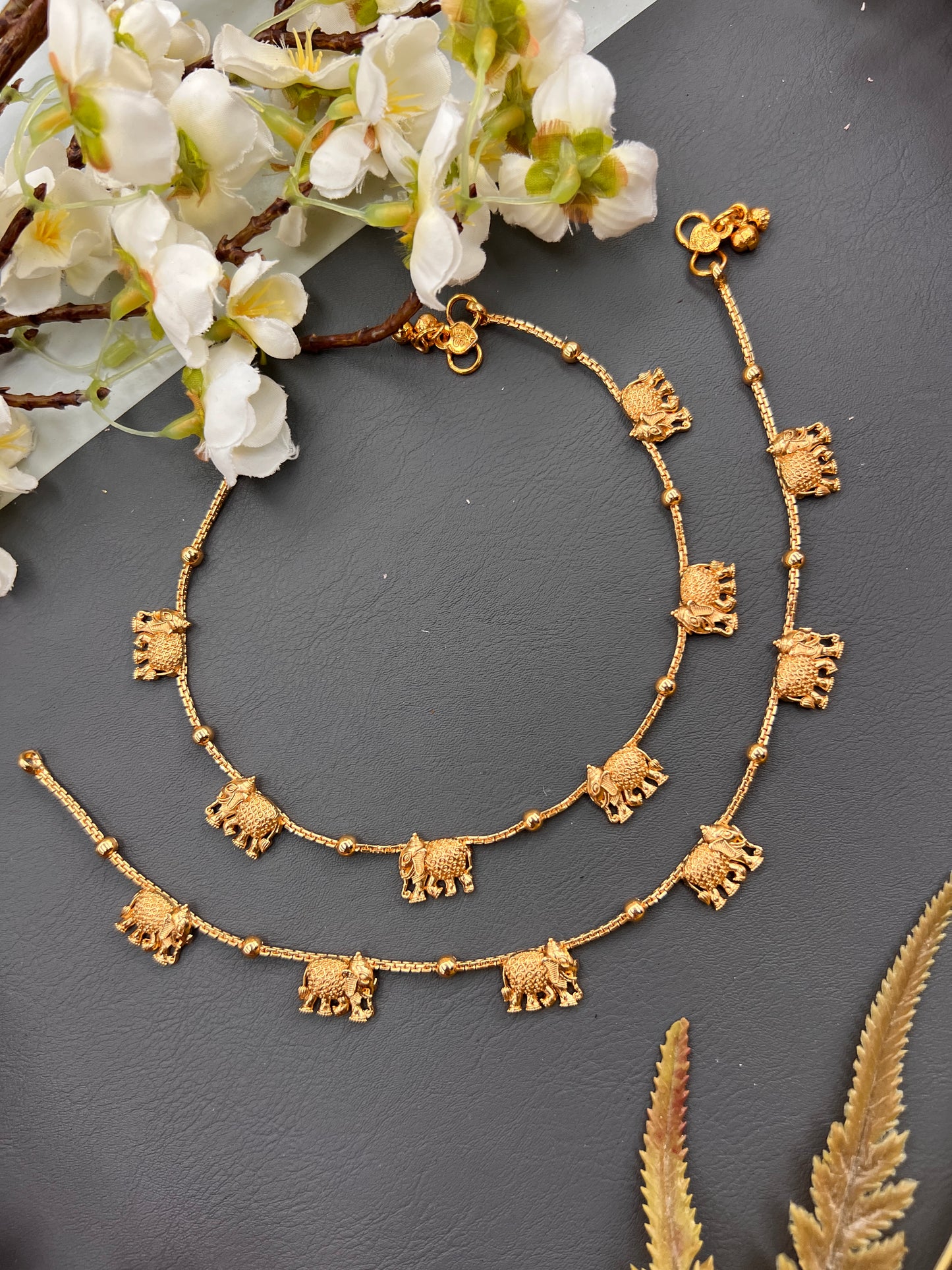 The Gajraj Heritage gold plated Payal