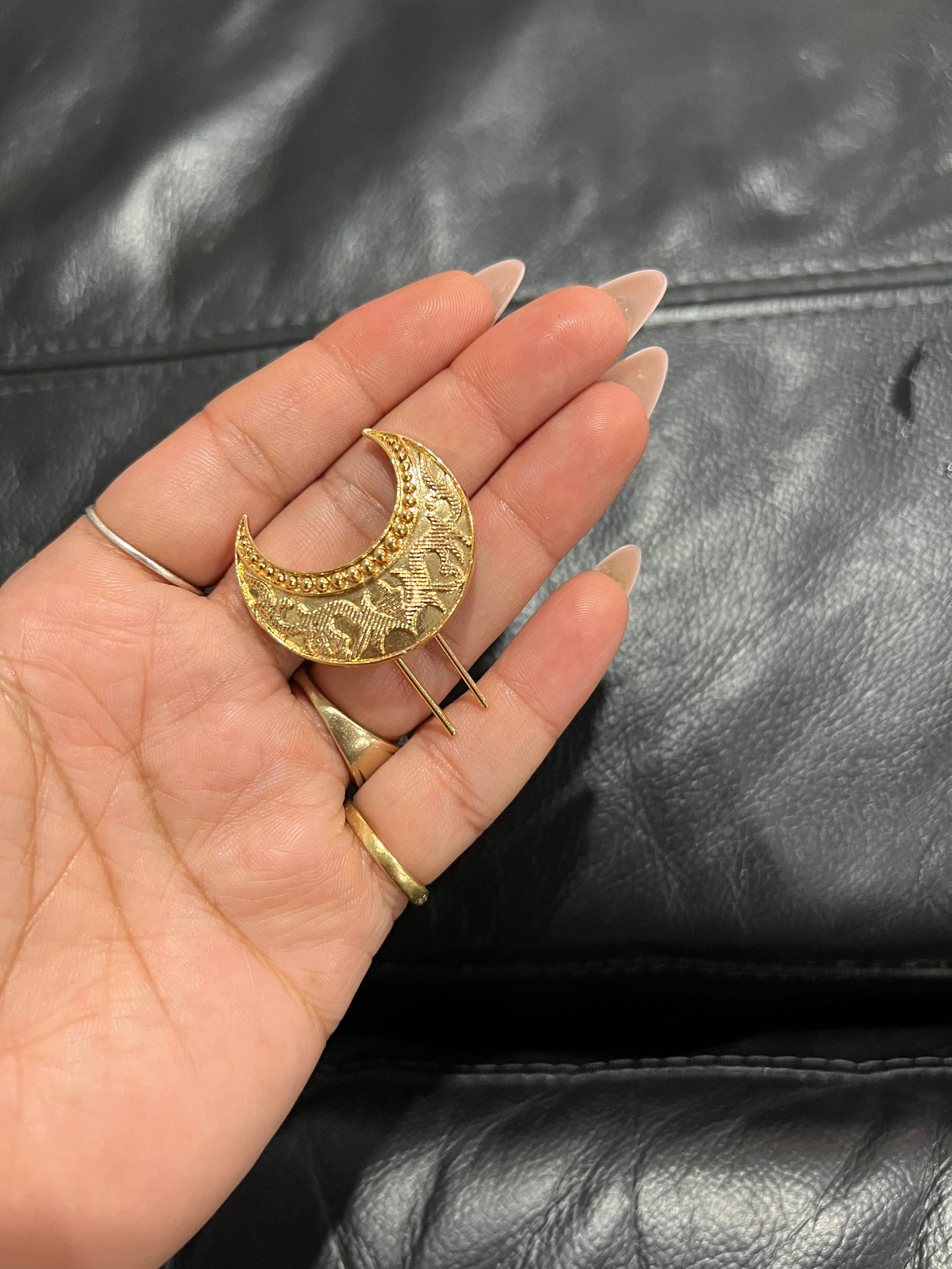 Chand-Vira gold plated pin