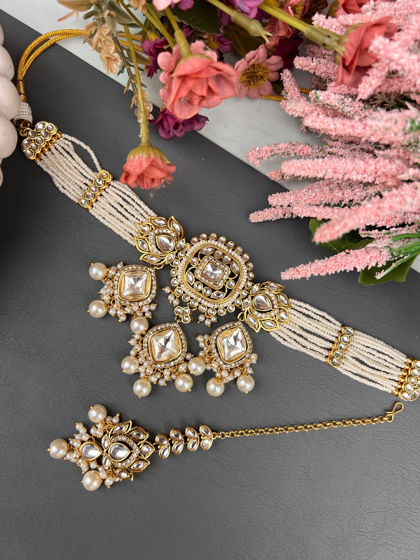 Shaira choker necklace set