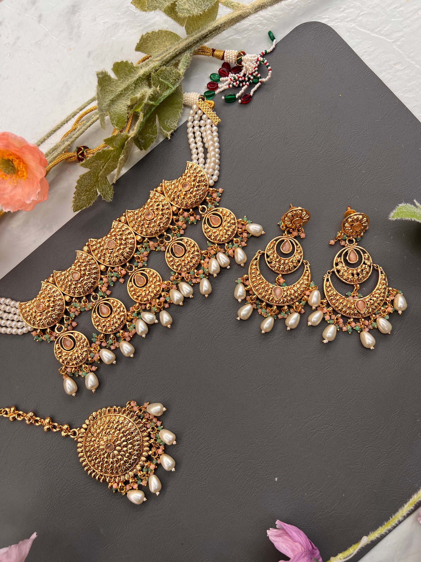 Amara necklace set