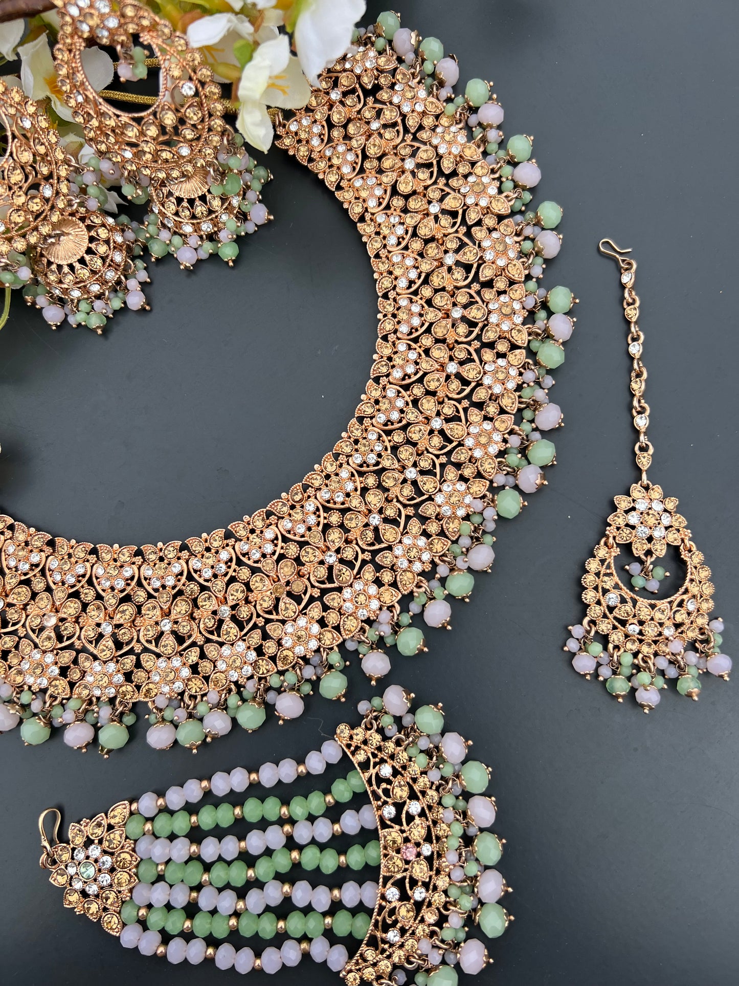 Shiza necklace set