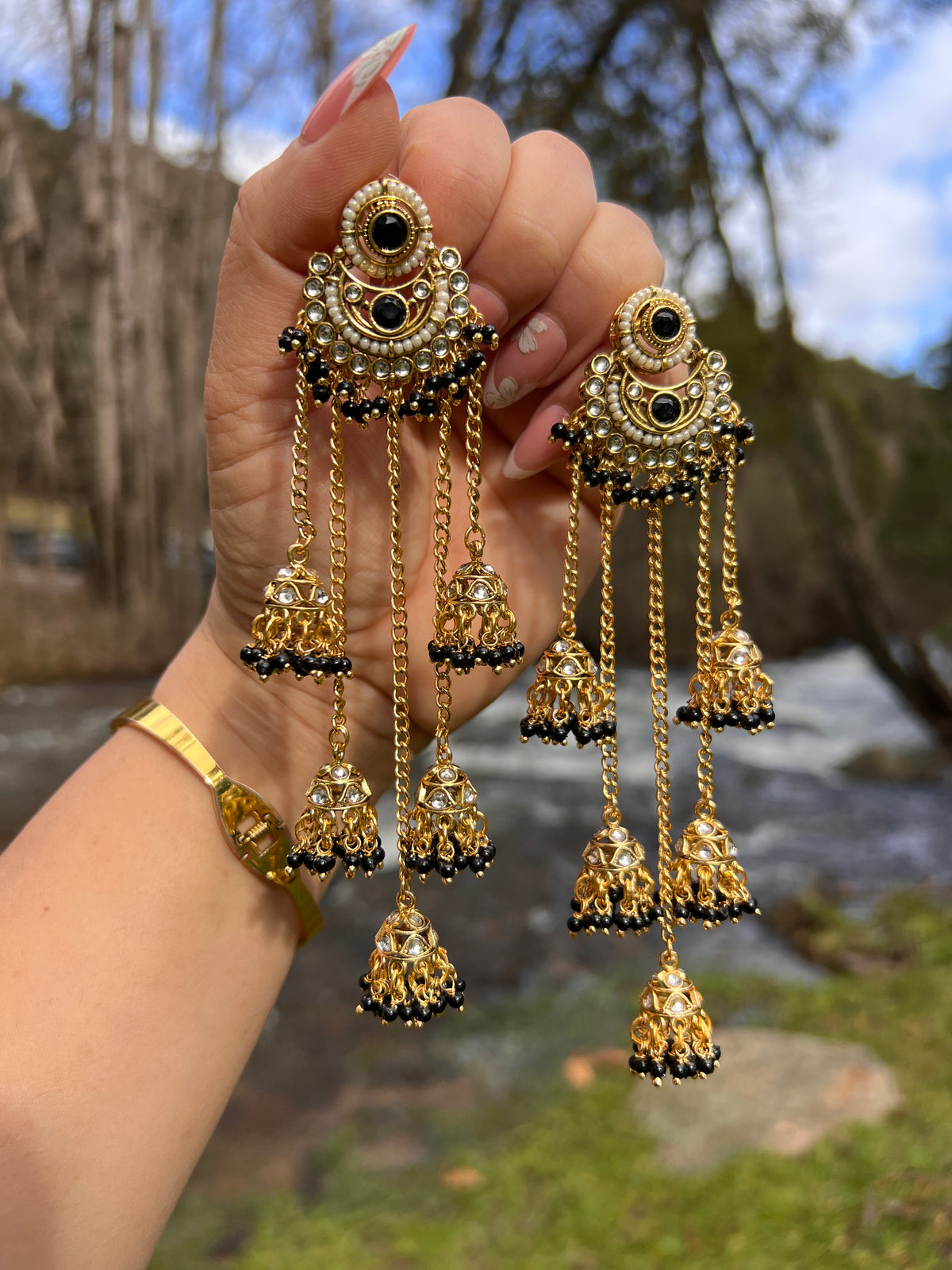Navira long earrings