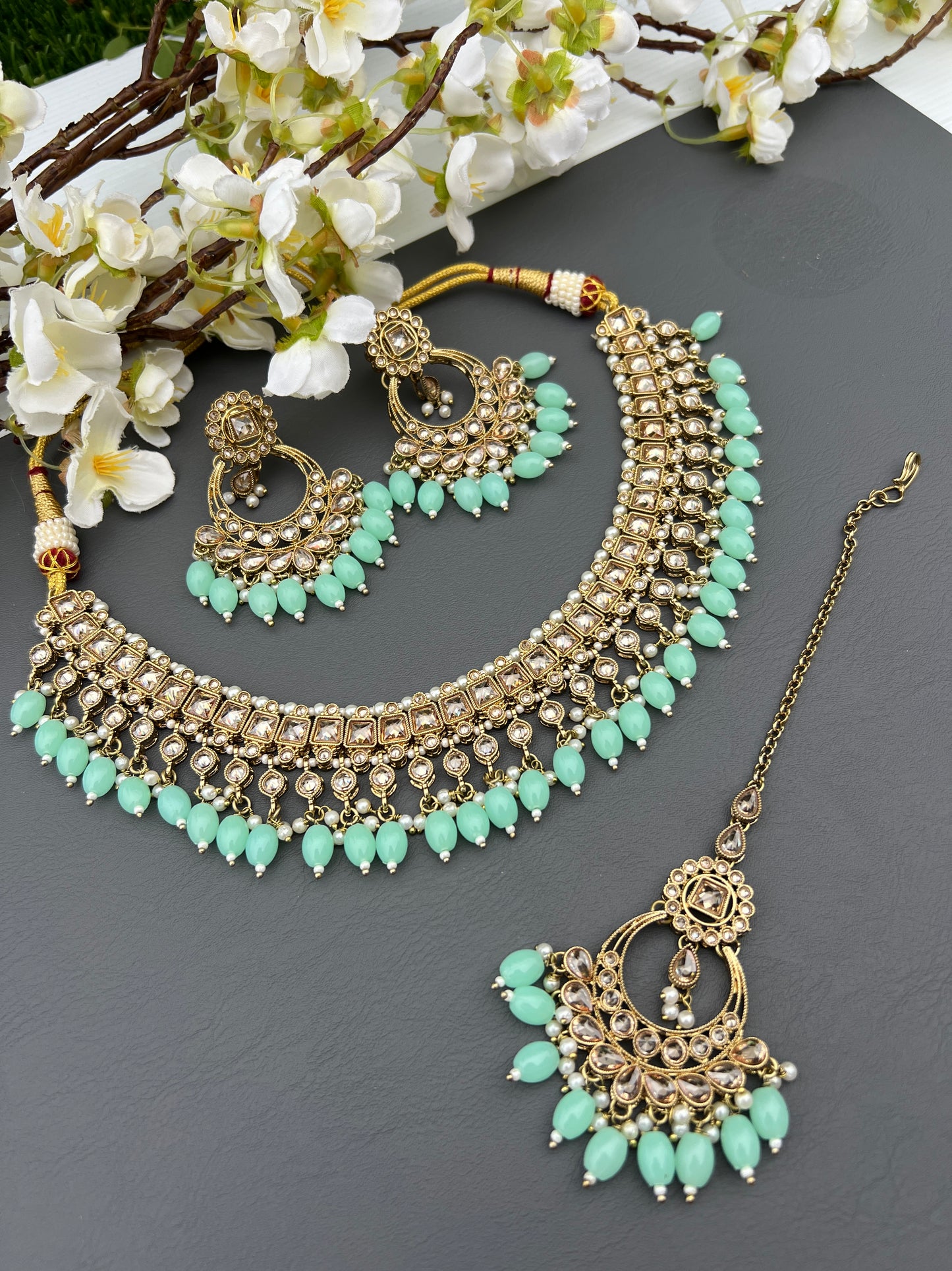 Kiara necklace set