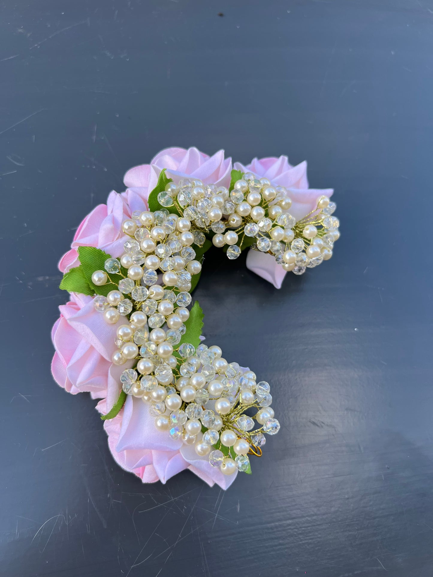 Flowers hair accessory
