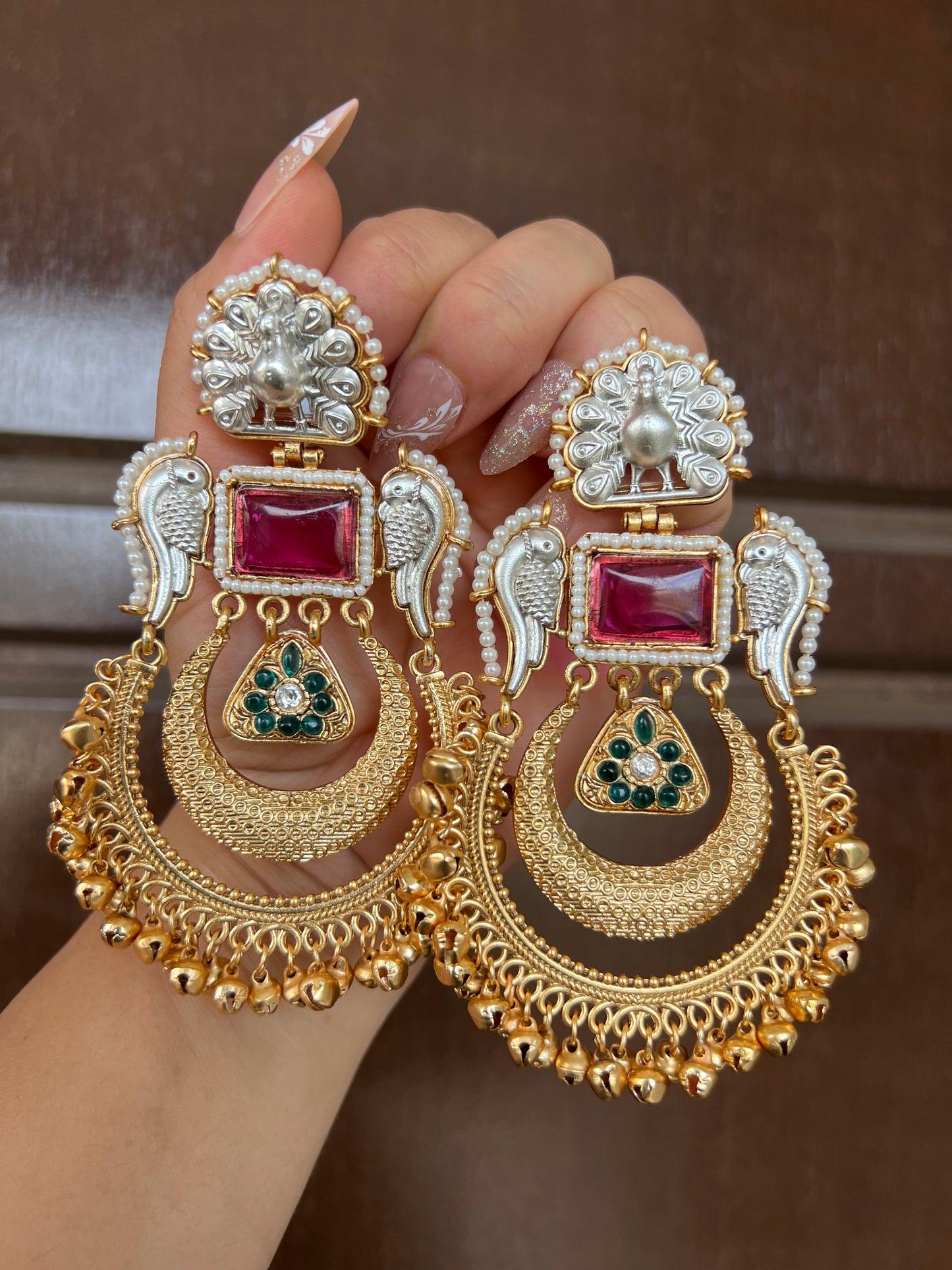 Suhana oversized earrings