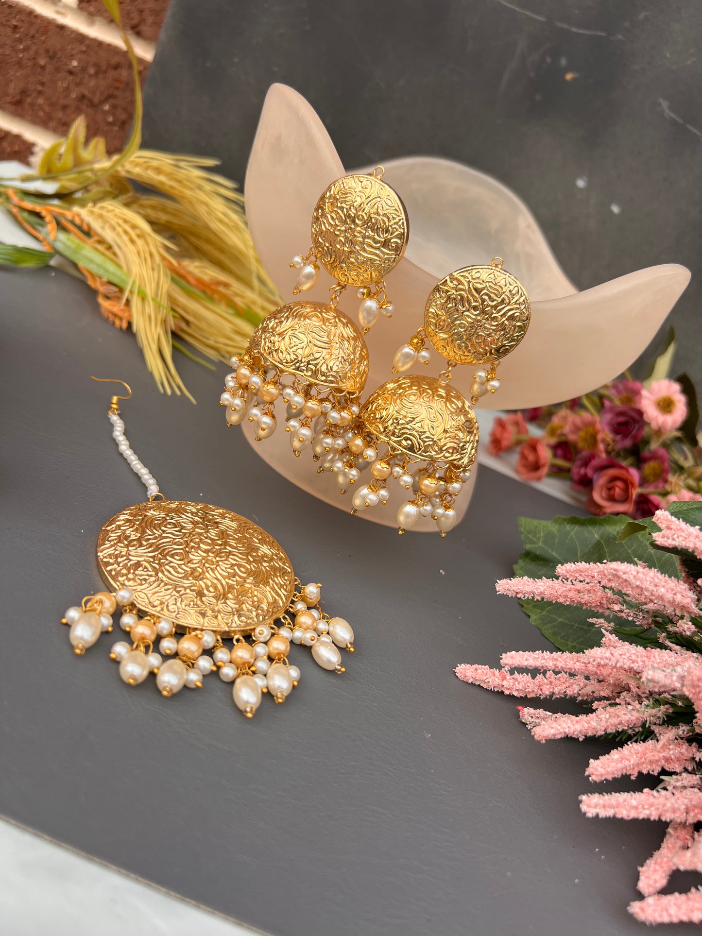 Sunakhi Jhumka tikka set