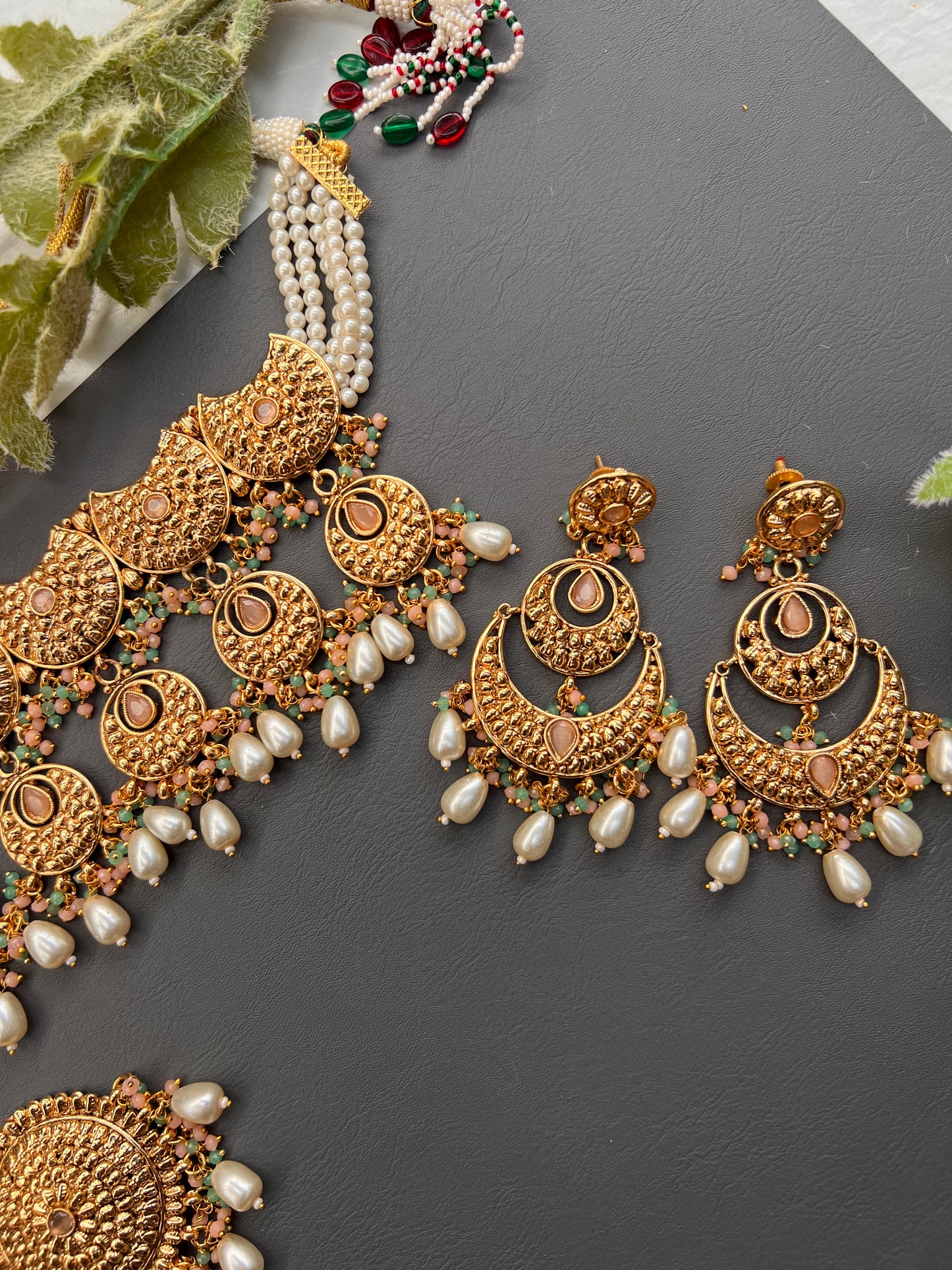 Amara necklace set