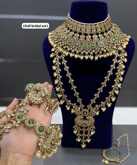 Liya necklace set