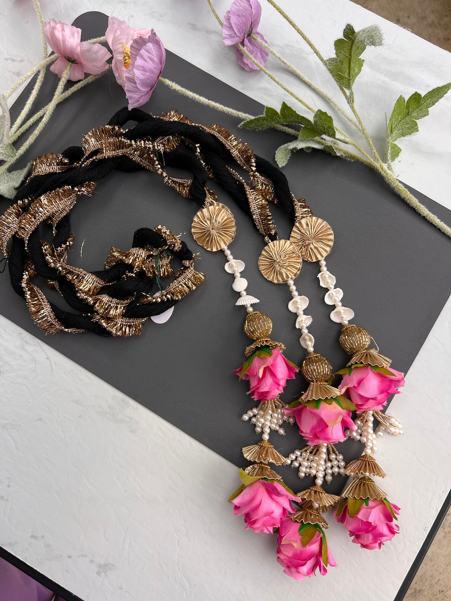 Manpreet Floral Paranda Decorative Punjabi
Parandi for Festive Styling