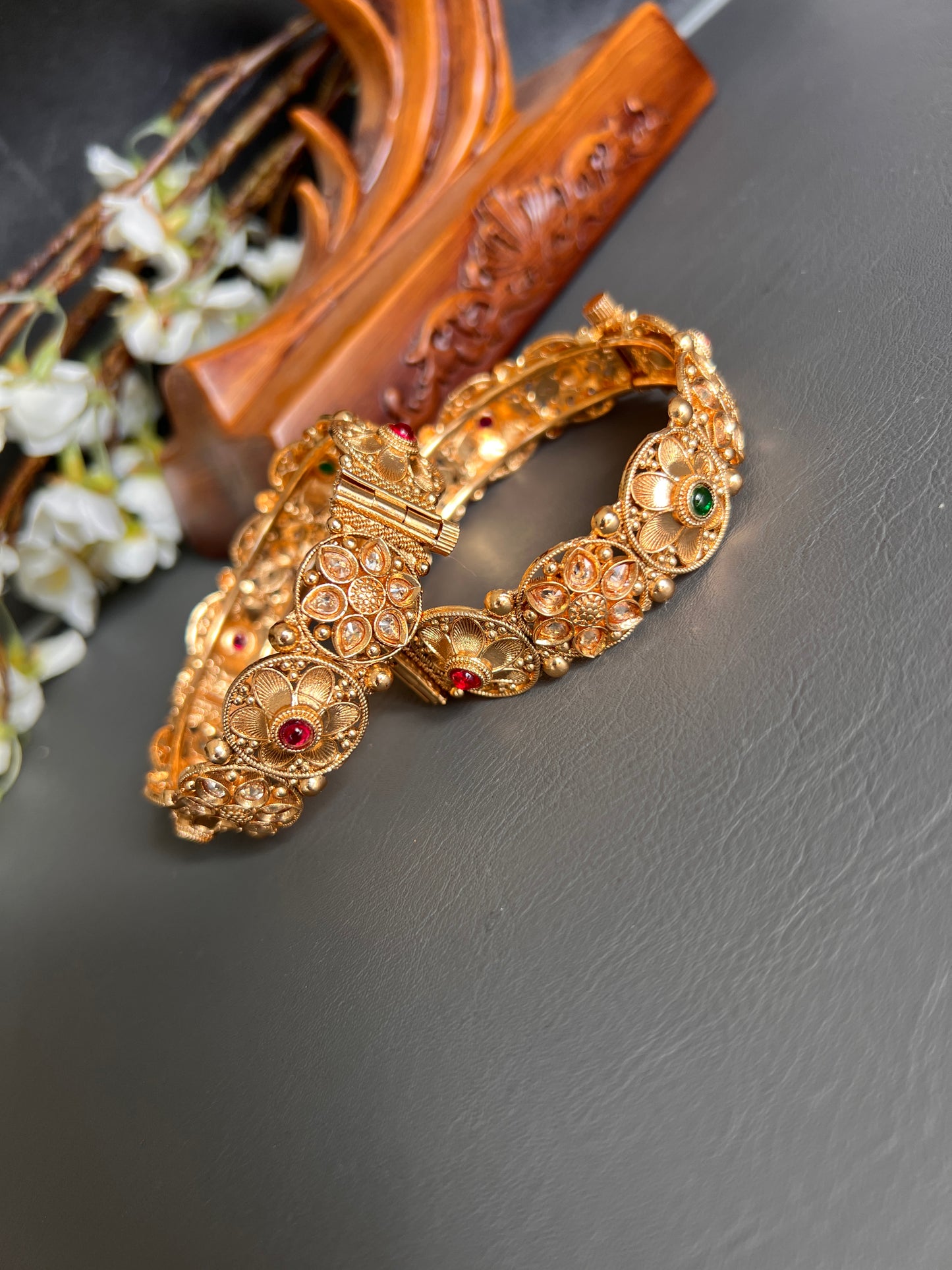 Zuri Antique gold plated Kadas