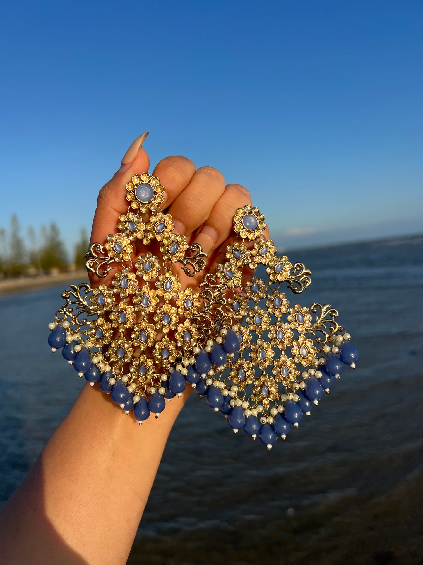 Raysha oversize earrings