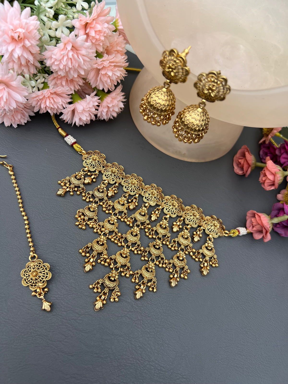 Tanishri Choker Necklace Set