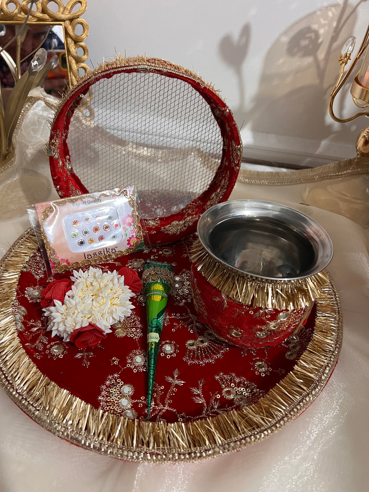 Kaynat embroidered Karwa chauth thali set