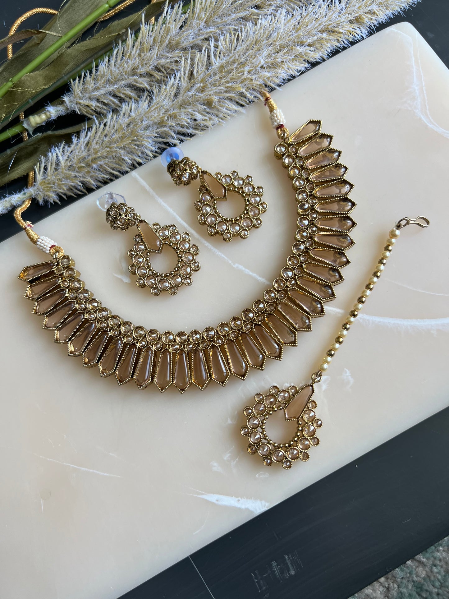 Raveena necklace set