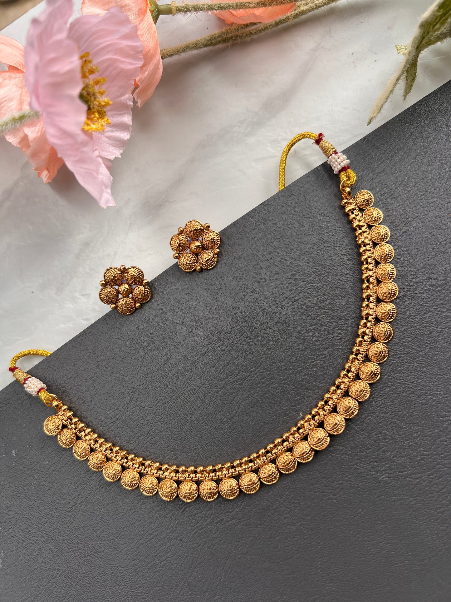 Sheeba antique look necklace set