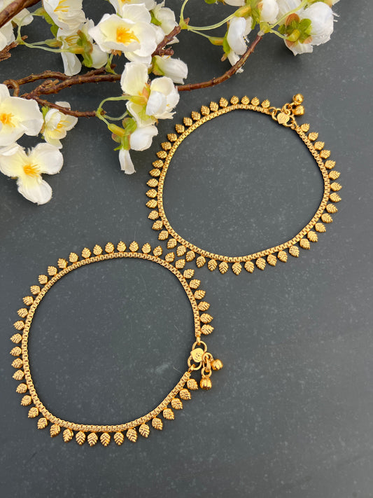 Kamilya anklets/ payals