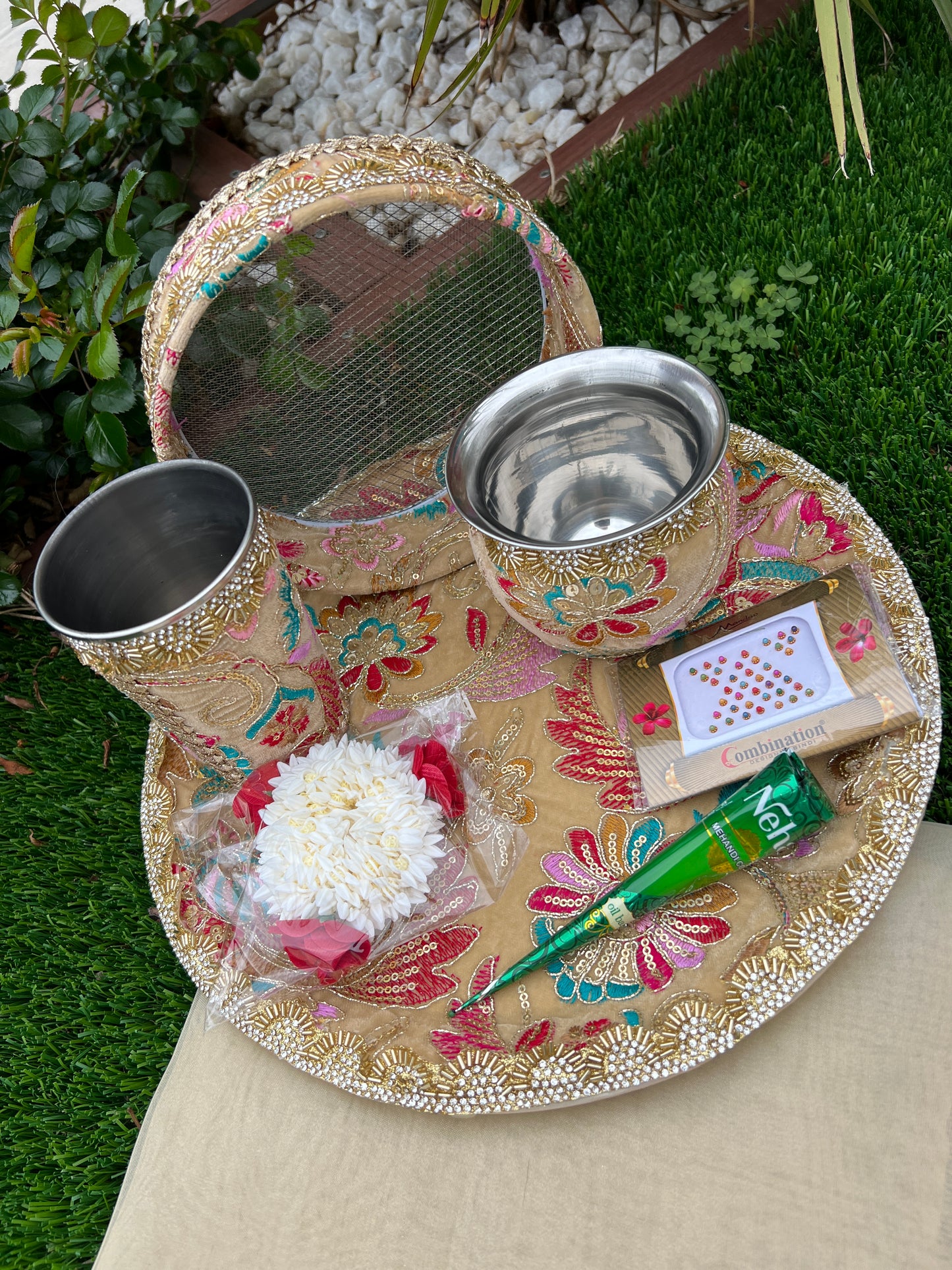 Karwa chauth Embroidered thali set