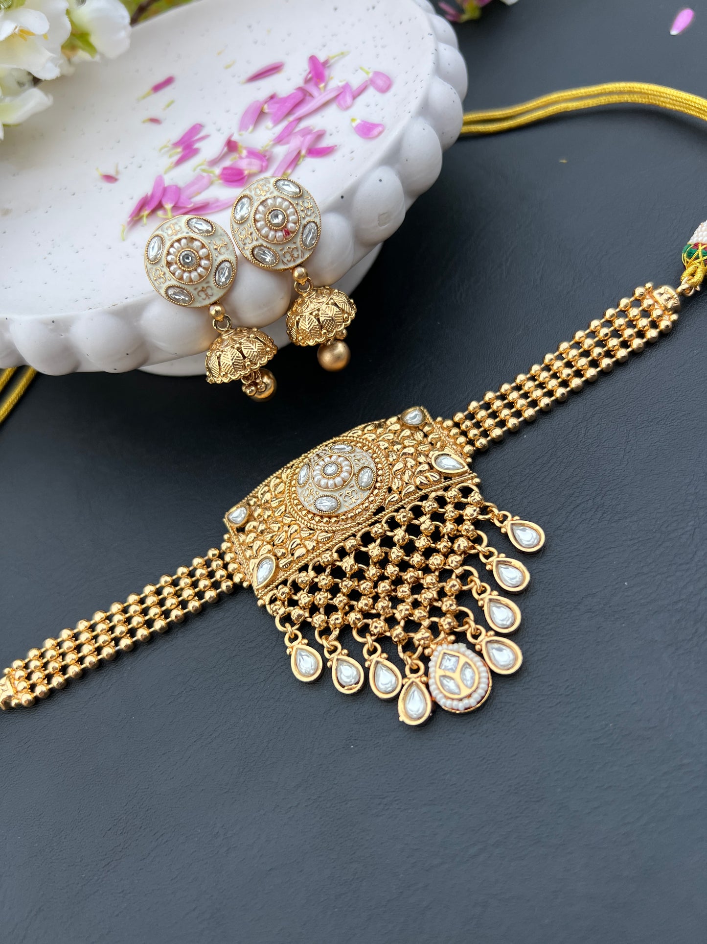 Kaveri necklace set