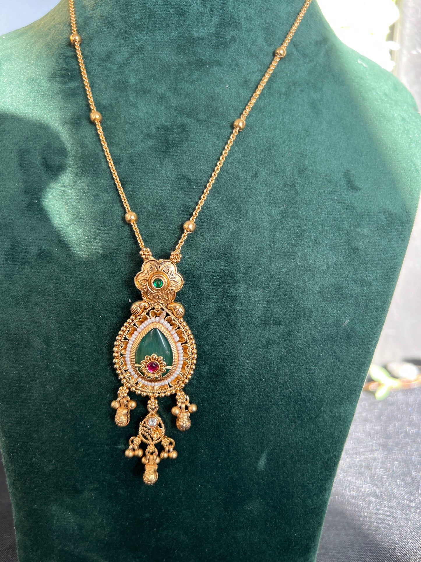 Ruchi mint necklace set