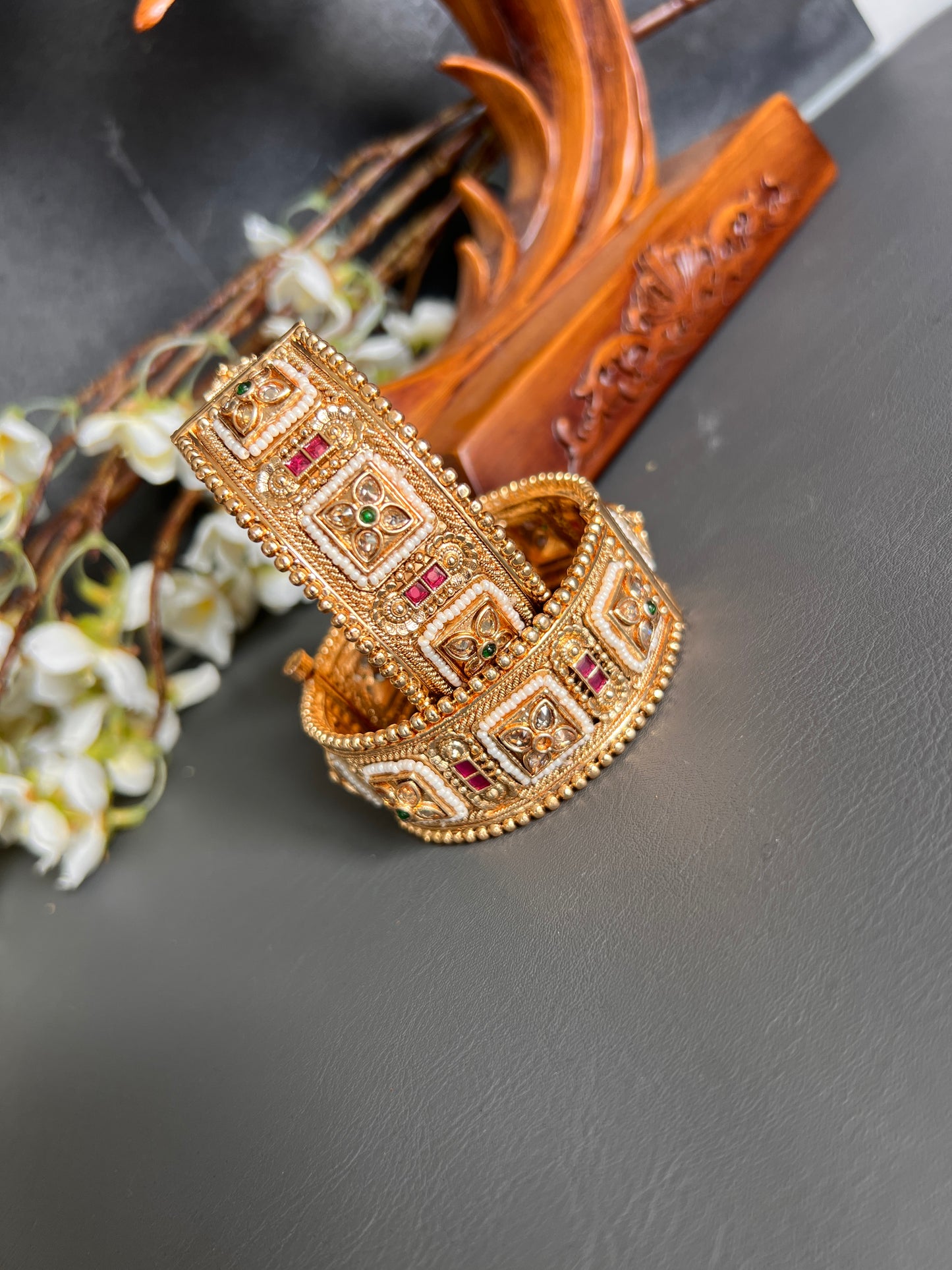 Savya gold plated openable kadas