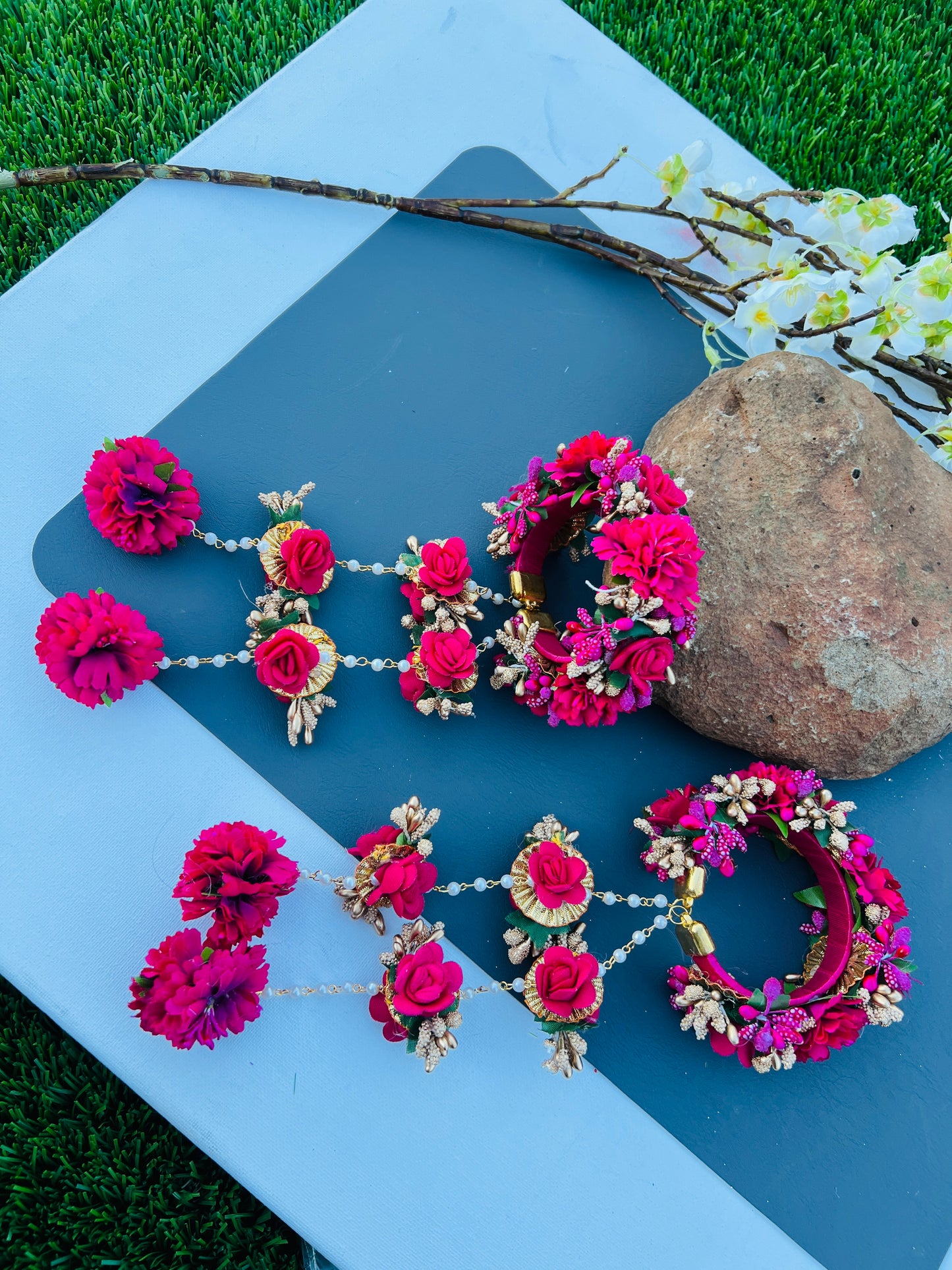Miyana flowers bangles
