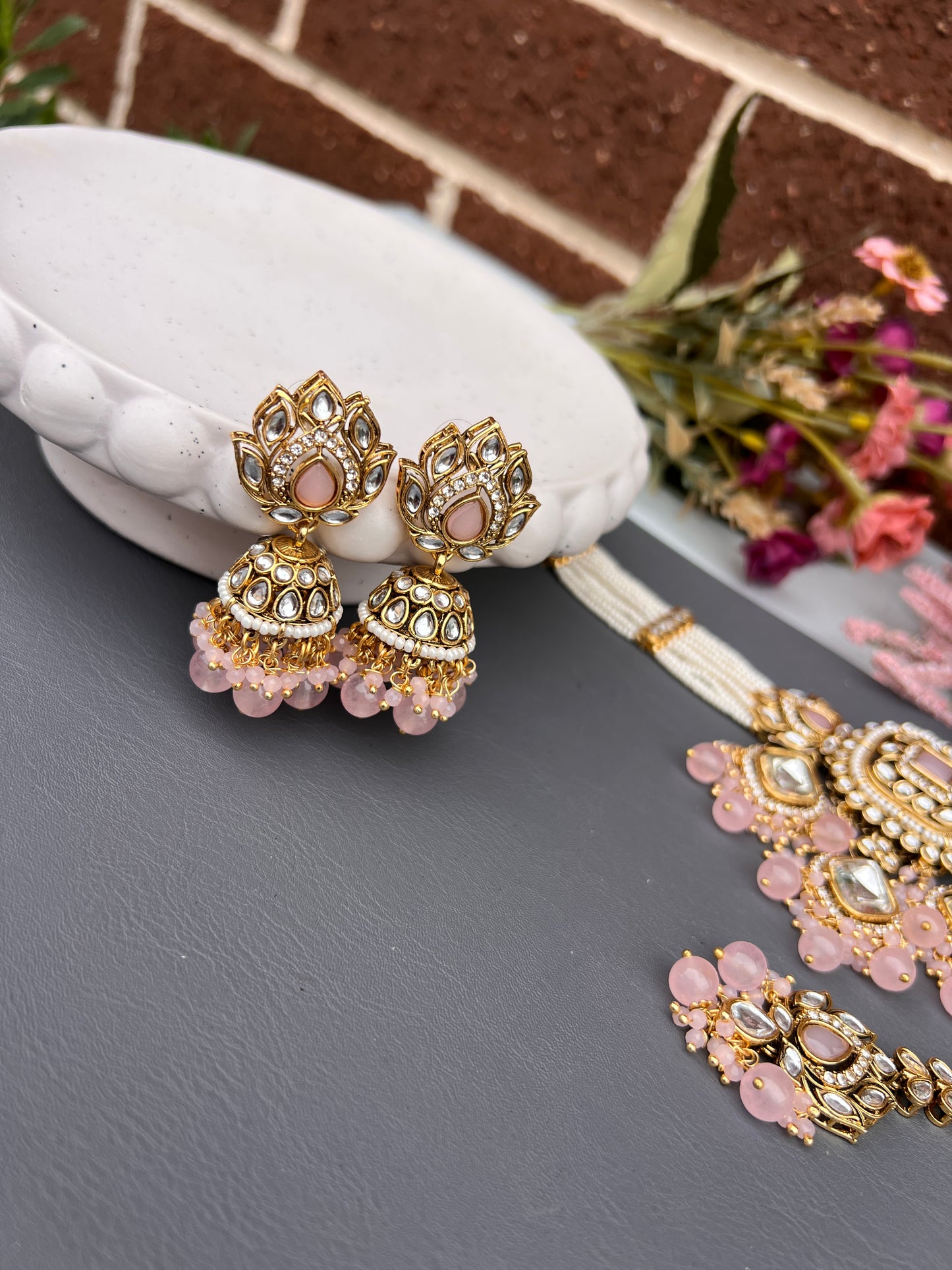 Shaira choker necklace set