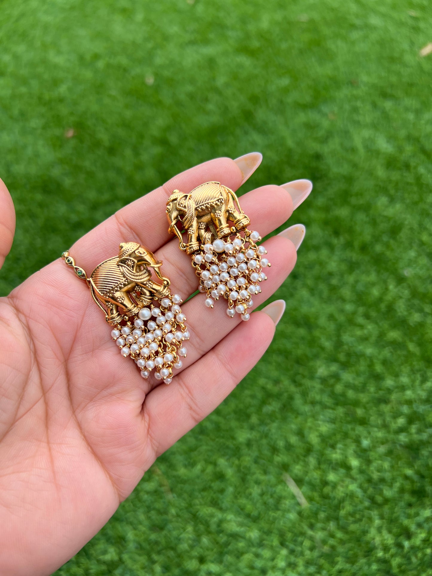 Gaja Heritage Jhumka-Style Studs