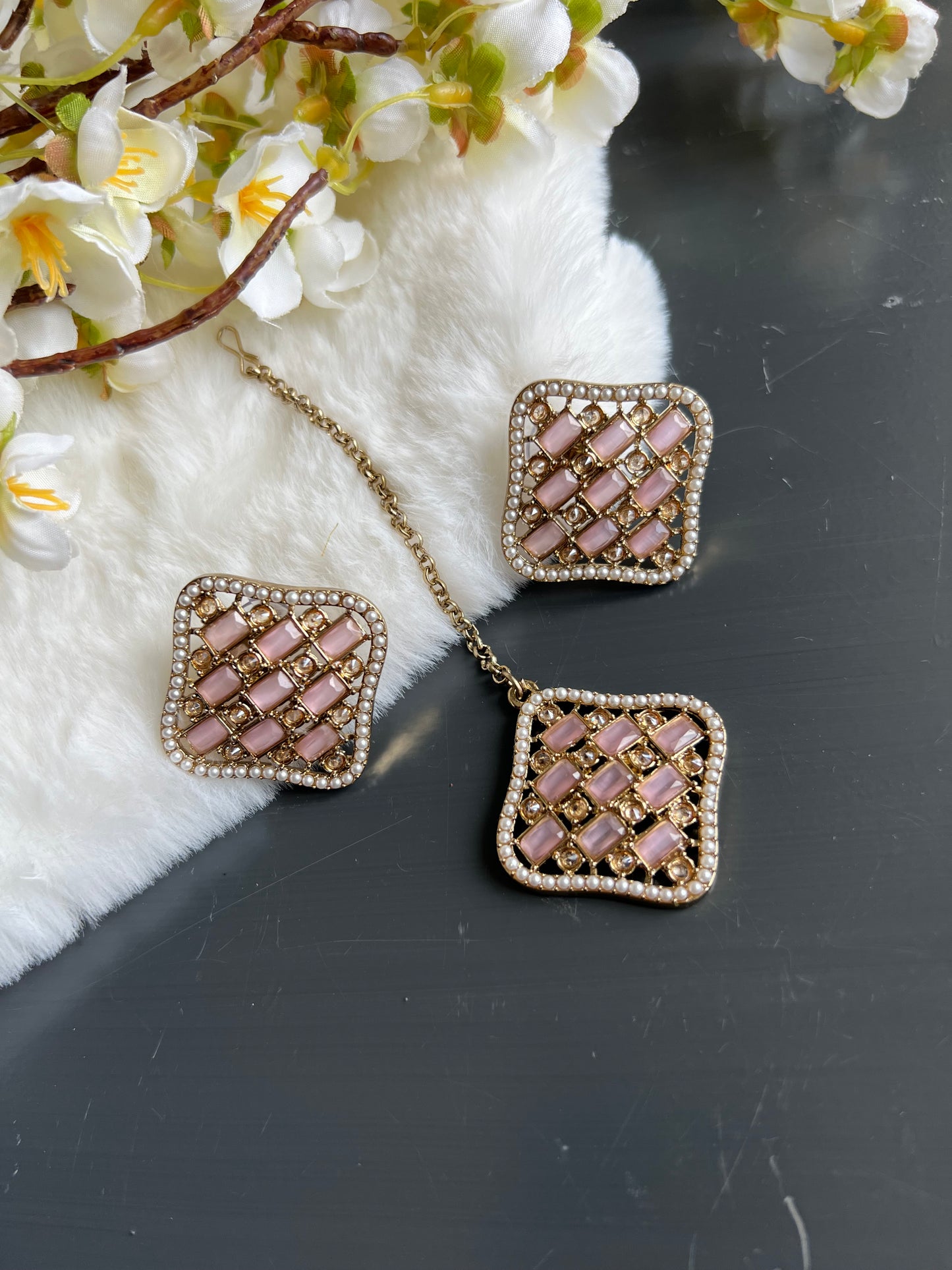 Kayra polki tikka set