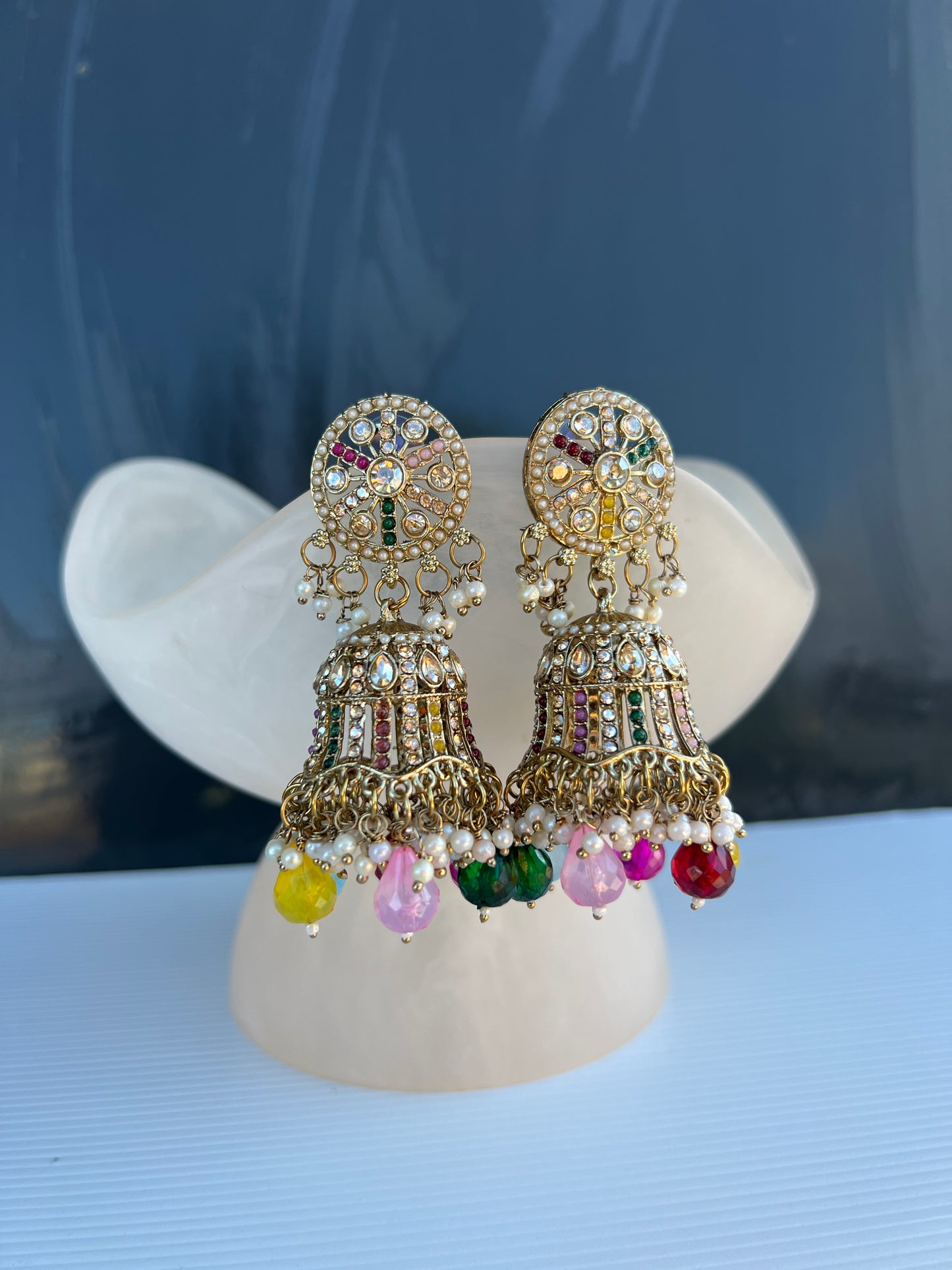 Mahira jhumka