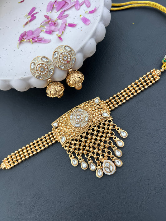 Kaveri necklace set