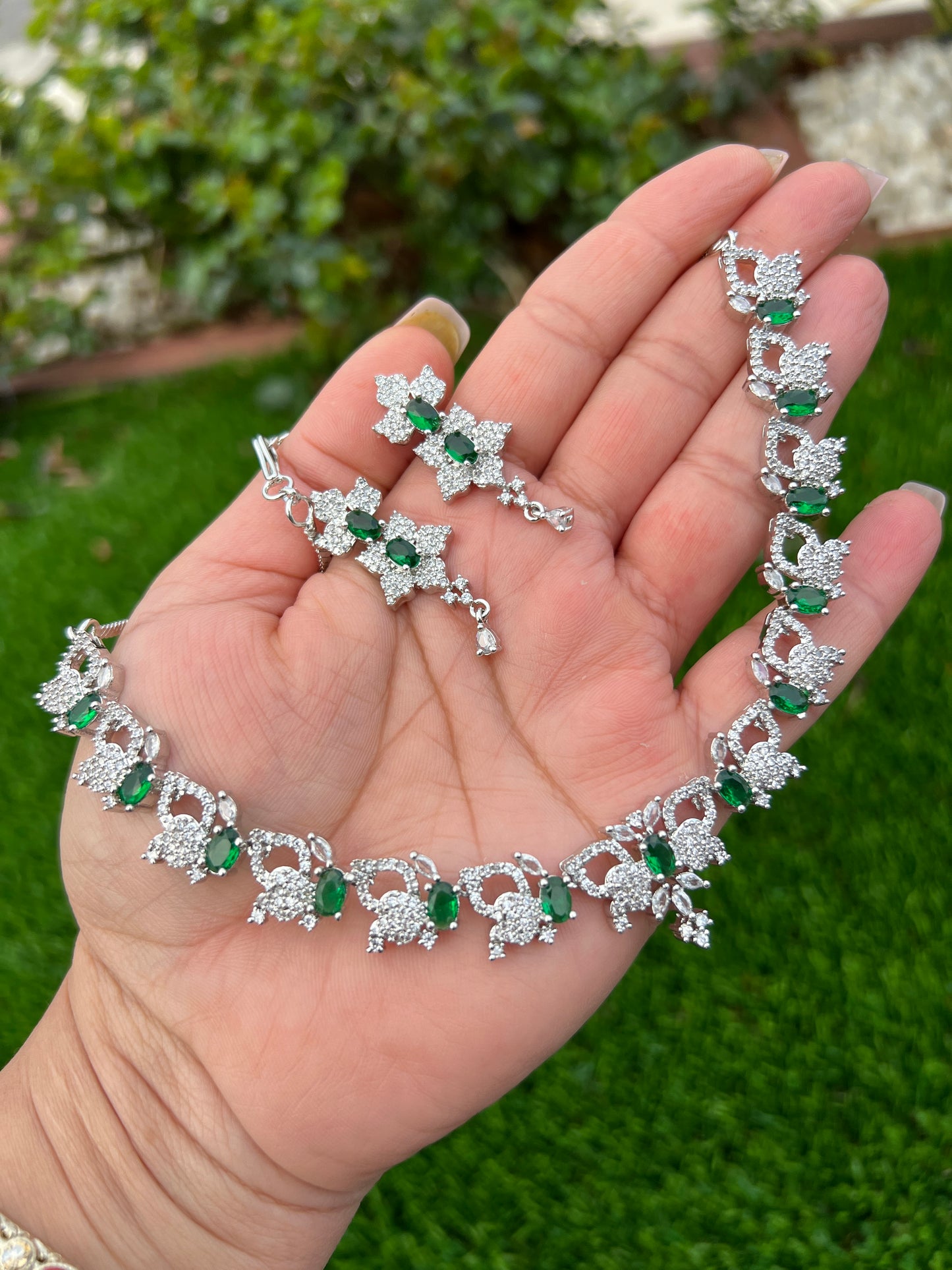 Kiara Ad necklace set