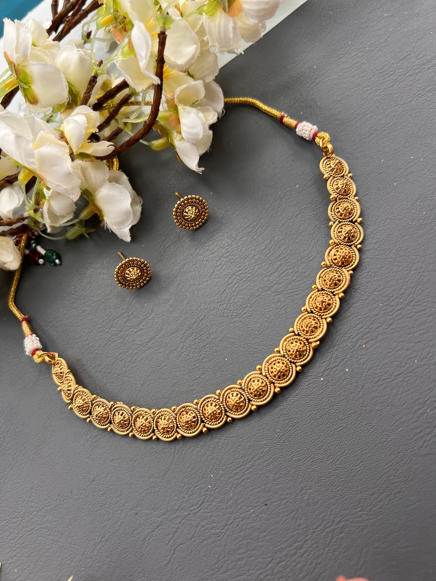 Hamya necklace set