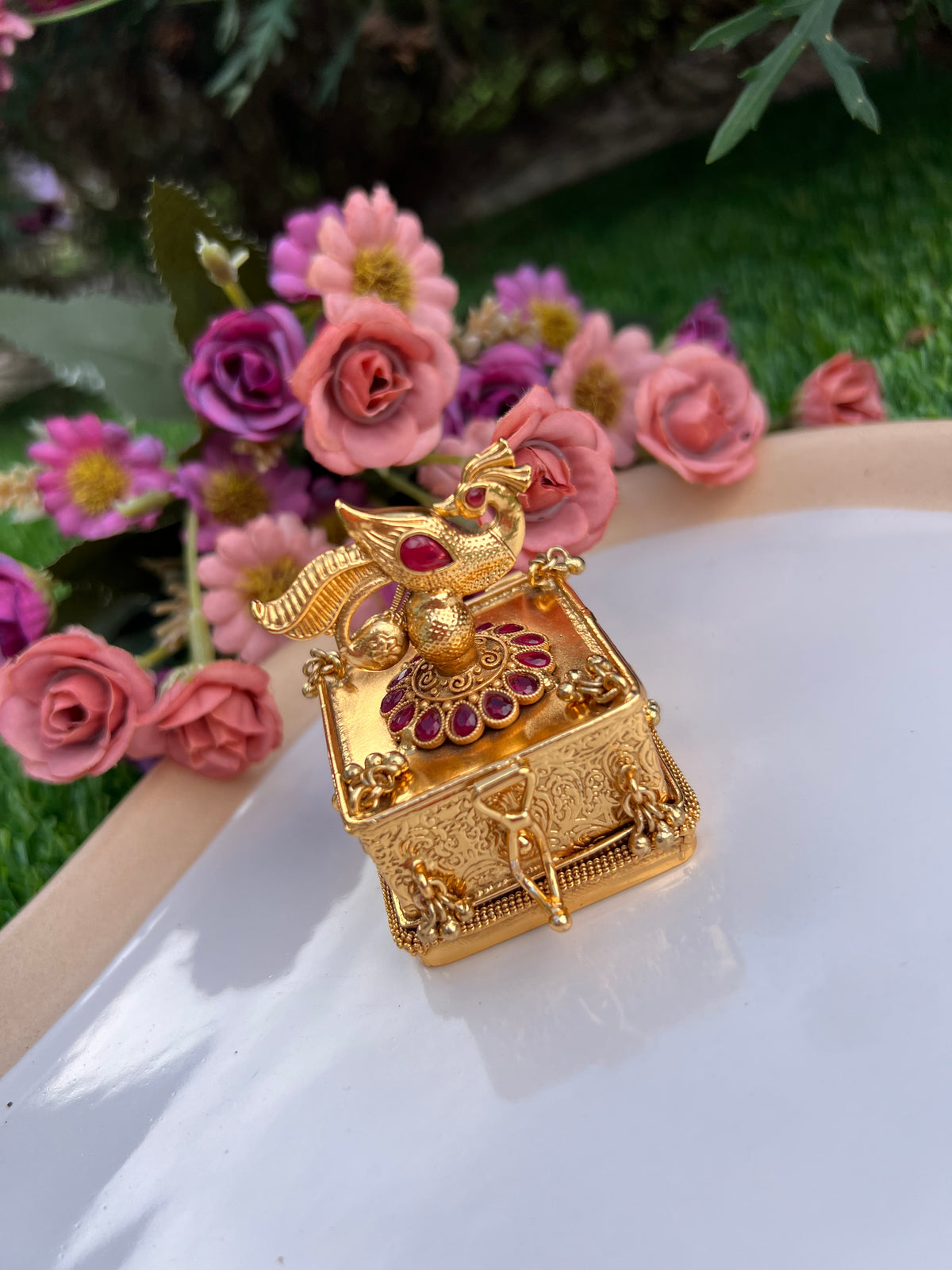 Royal Peacock Gold-Plated Palki Sindoor Dani