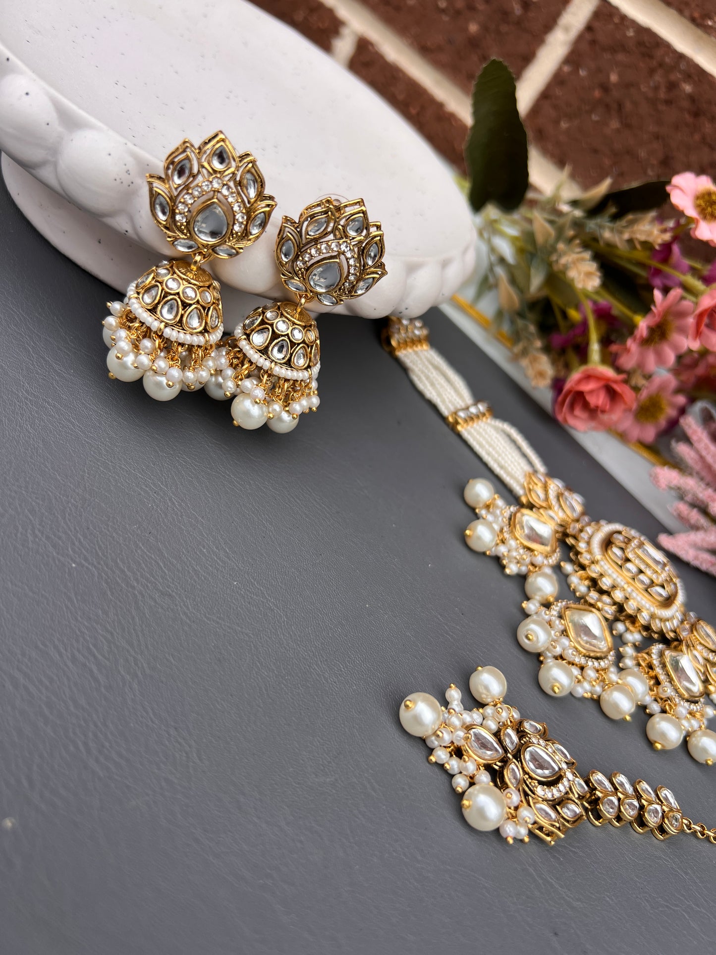 Shaira choker necklace set