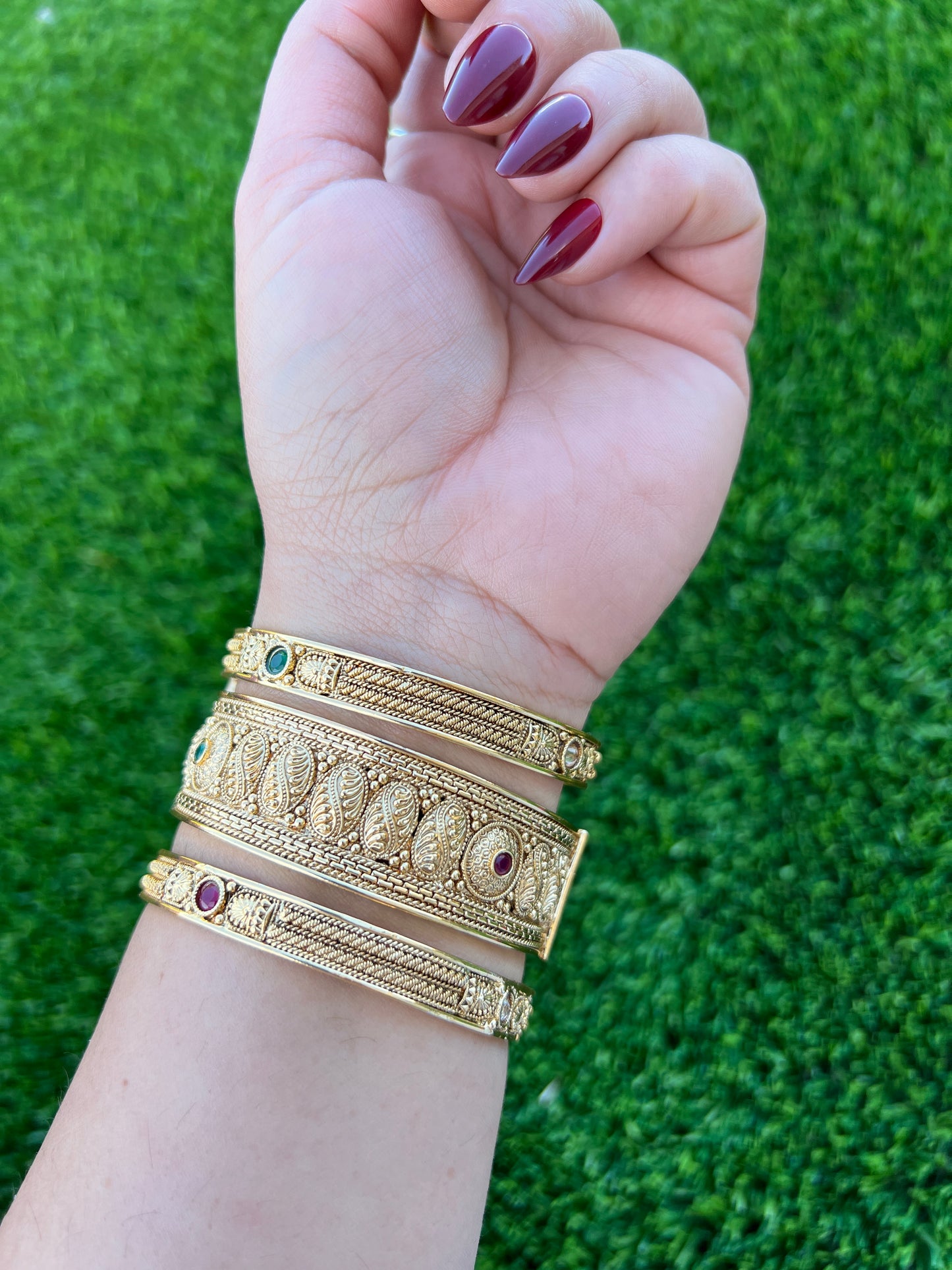Prakruti bangles set