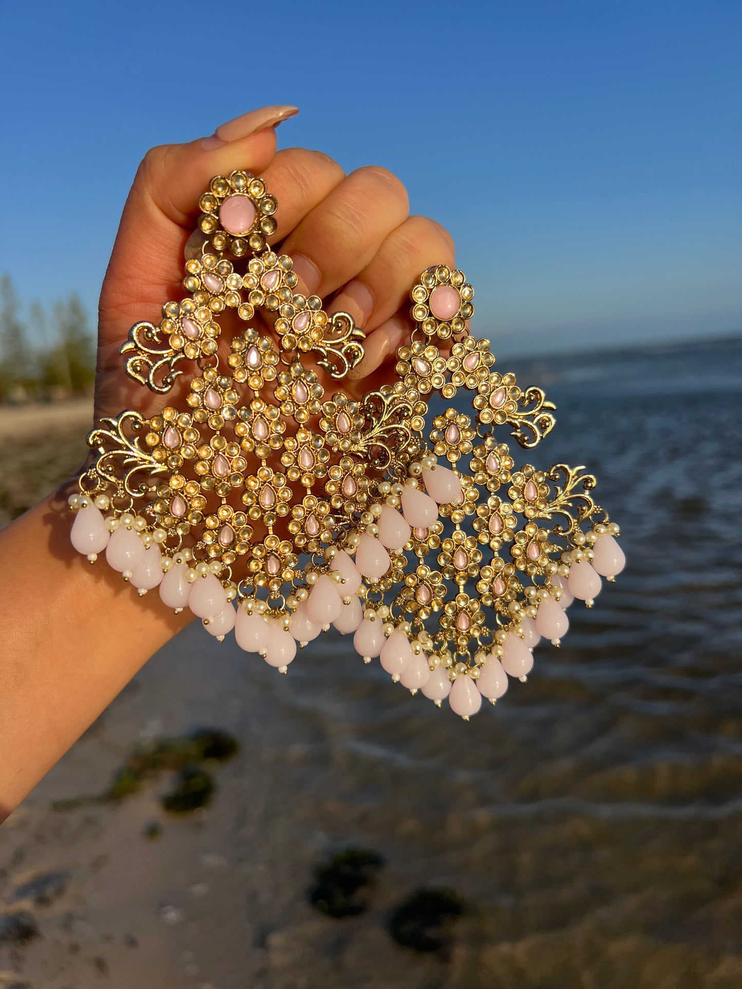 Raysha oversize earrings