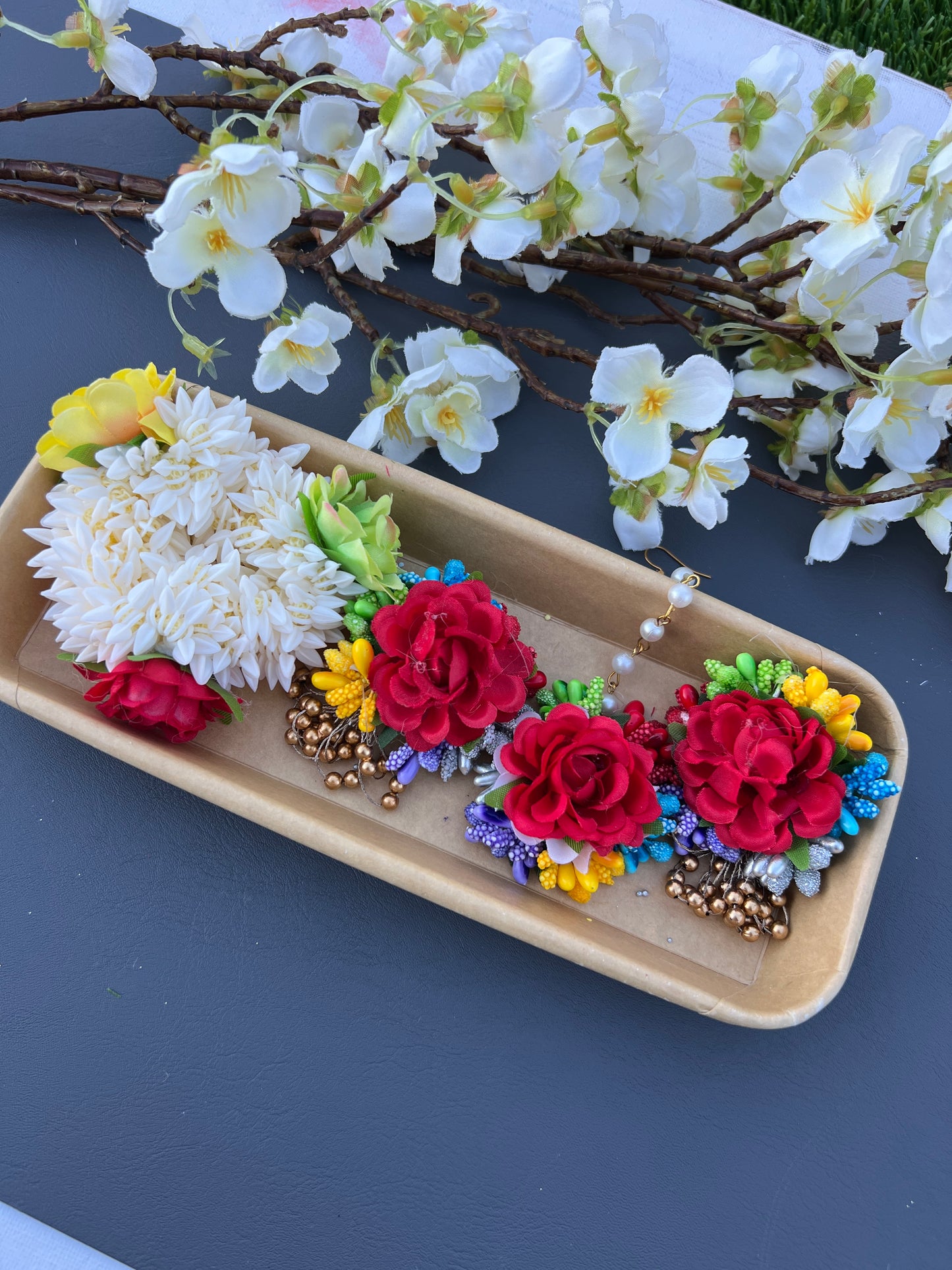 Jaanvi flowers jewellery