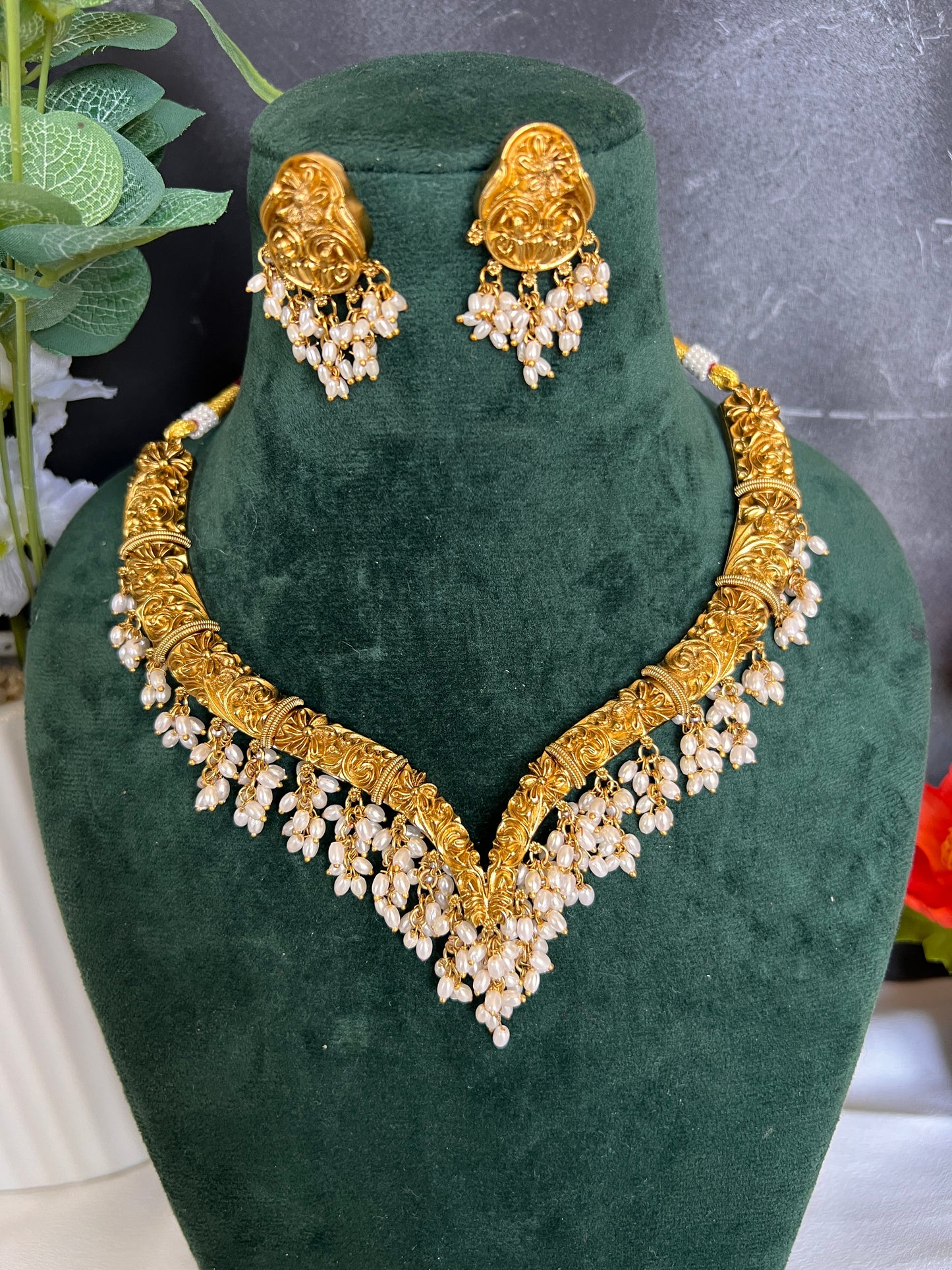Shreya necklace set