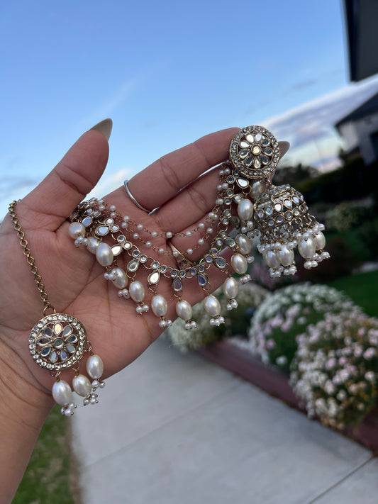Bahubali jhumka & tikka set