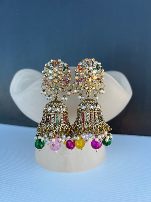 Mahira jhumka