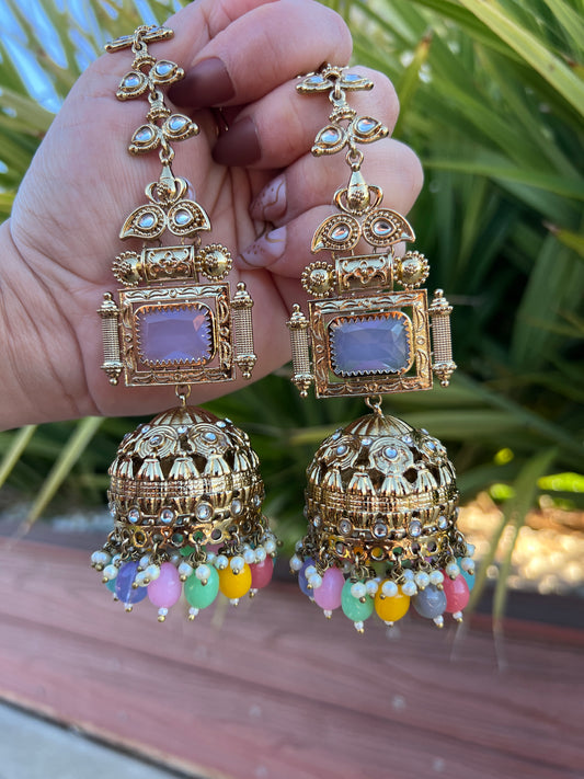 Himanshi oversized jhumka