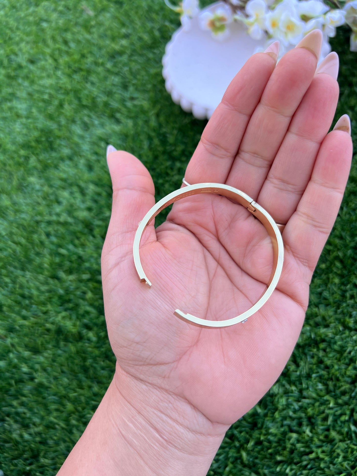 Cartier inspired love openable bracket