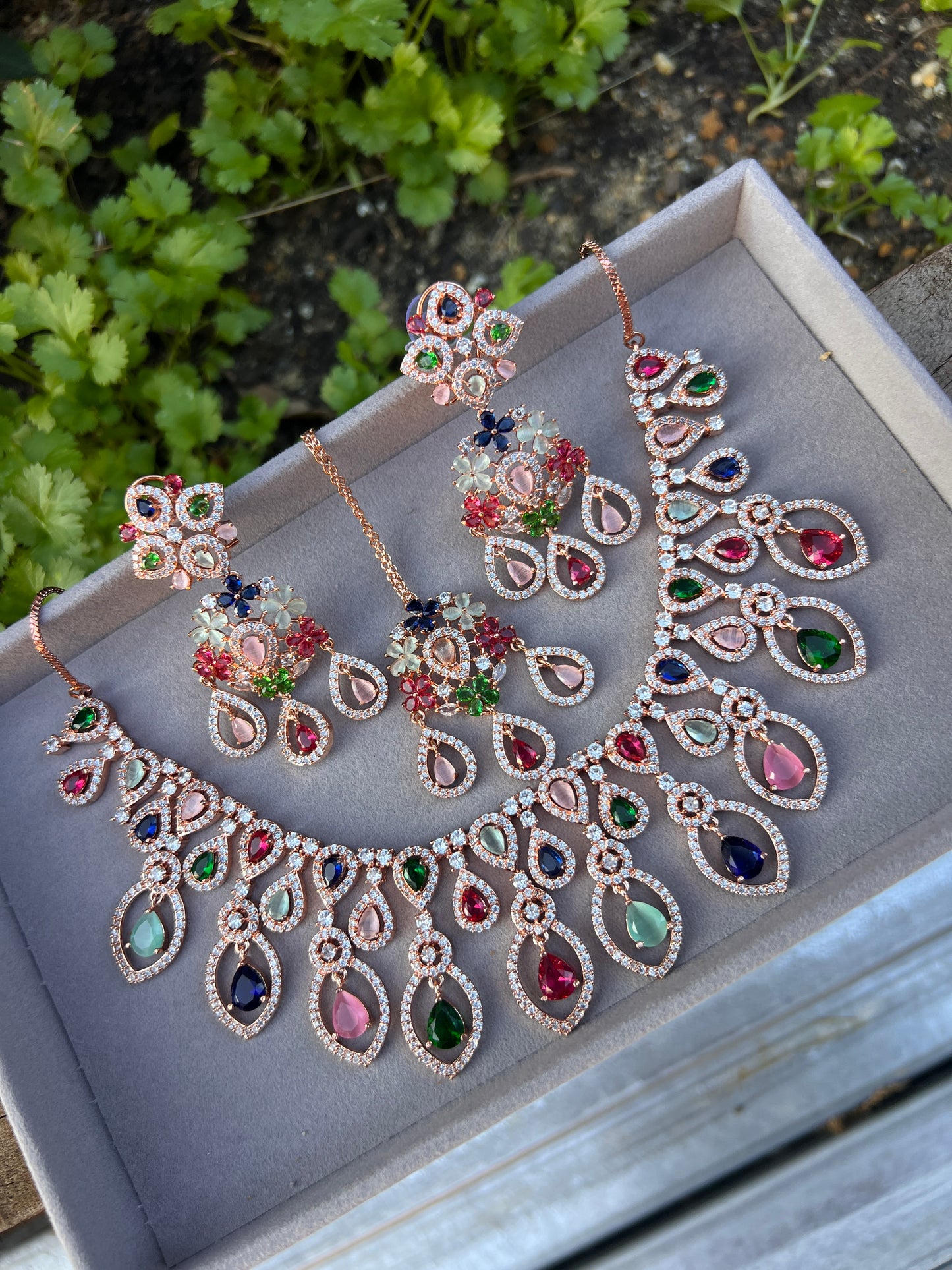 Aleena American diamond necklace set