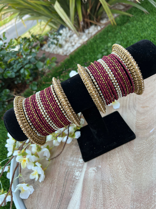 Pavitra Bangle Set / Stack