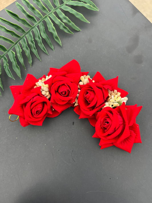 Flowers hair accessory