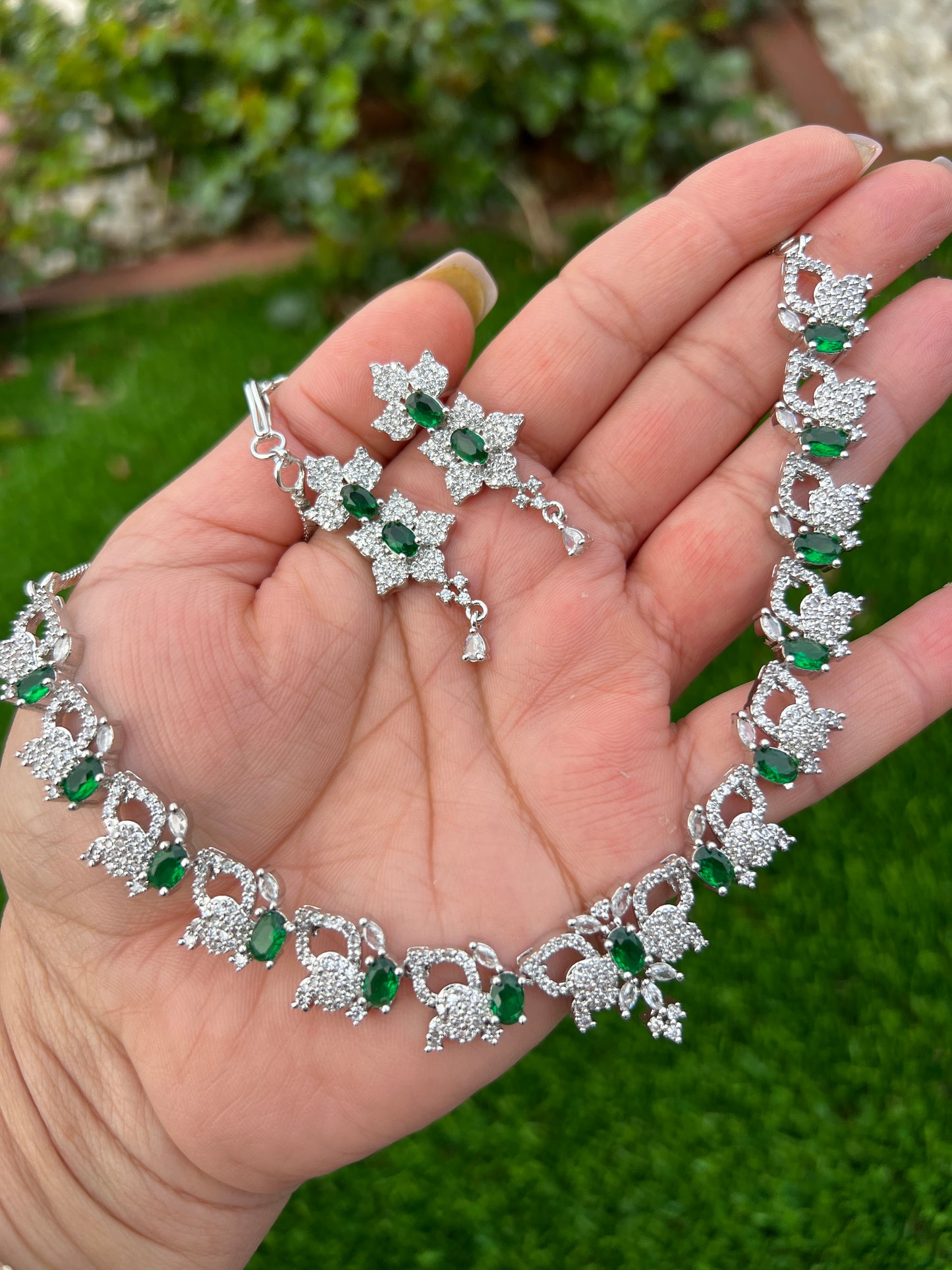 Kiara Ad necklace set