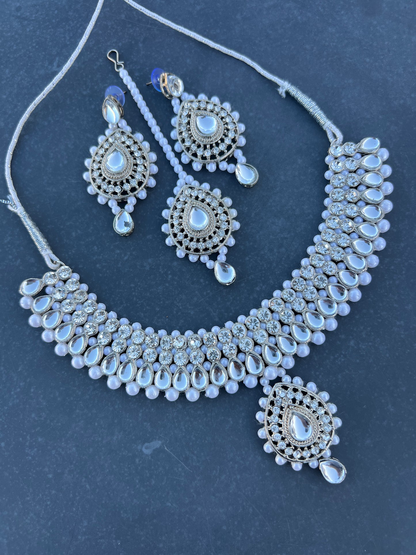 Chandni necklace set