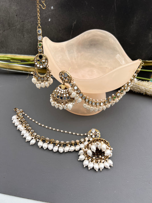 Lailah jhumka tikka set