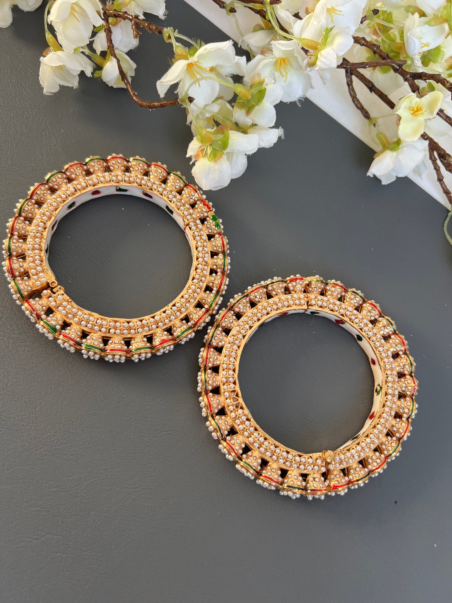 Sreeti Rajwadi kada set